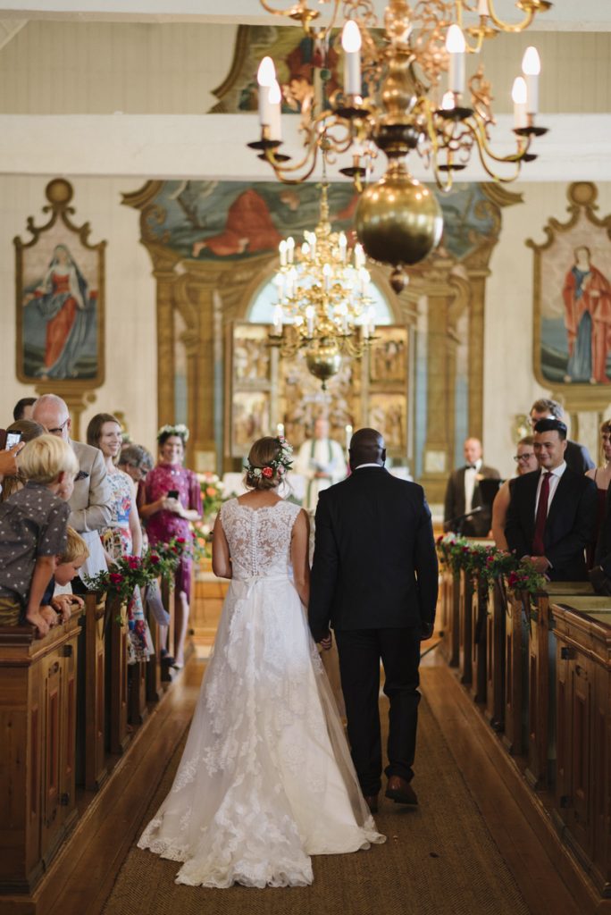 wedding storyteller finland wedding photographer