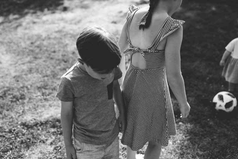 familjefotografering livsstil syskon fotograf Åbo