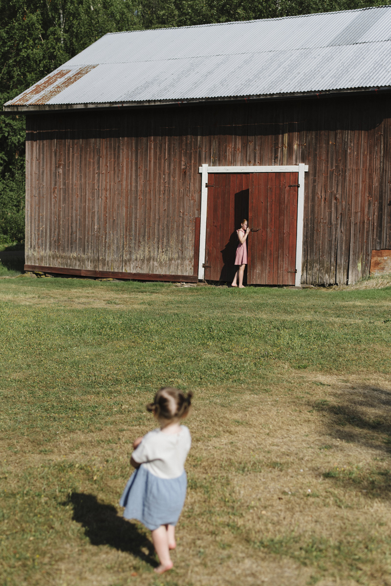 familjefotografering livsstil syskon fotograf Åbo