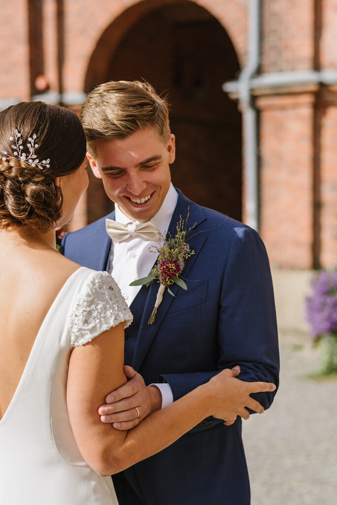 tampere valokuvaaja komediateatteri häät