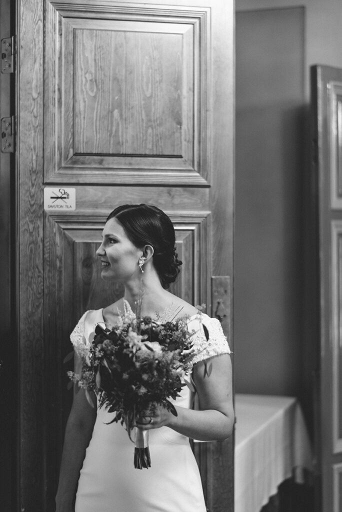 tampere valokuvaaja komediateatteri häät