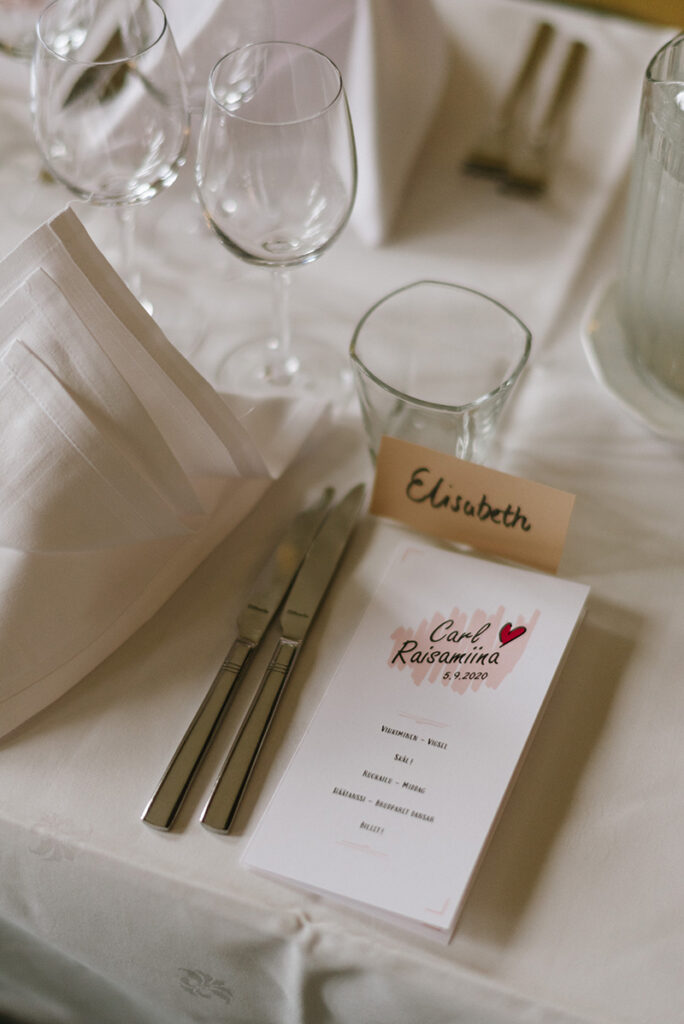 tampere valokuvaaja komediateatteri häät