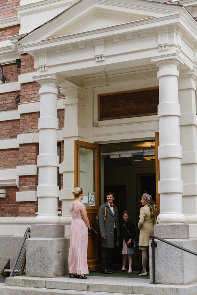 tampere valokuvaaja komediateatteri häät