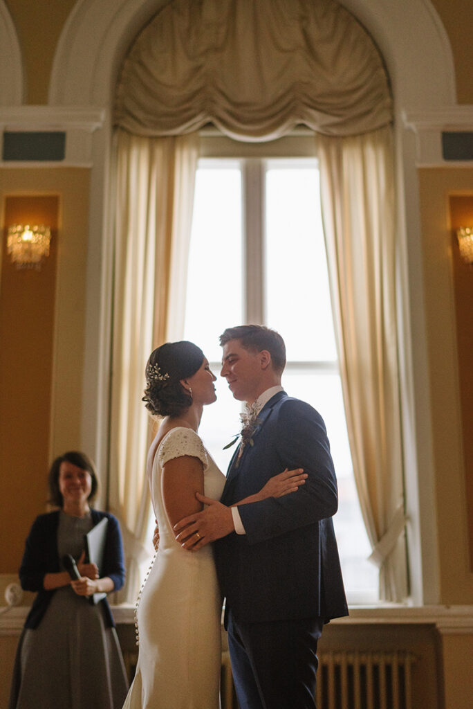 tampere valokuvaaja komediateatteri häät