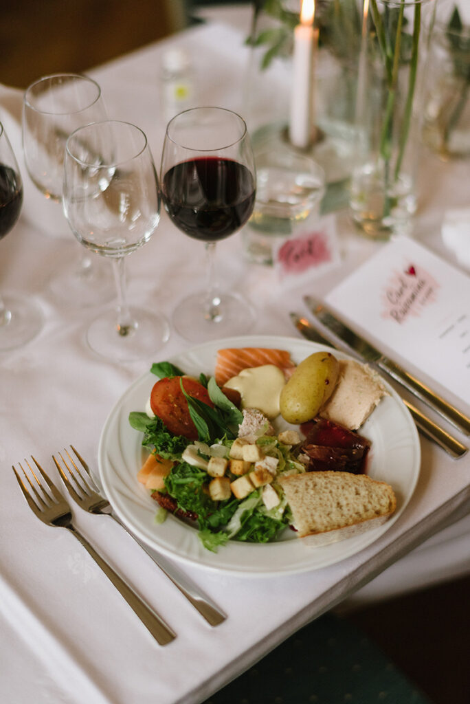 tampere valokuvaaja komediateatteri häät