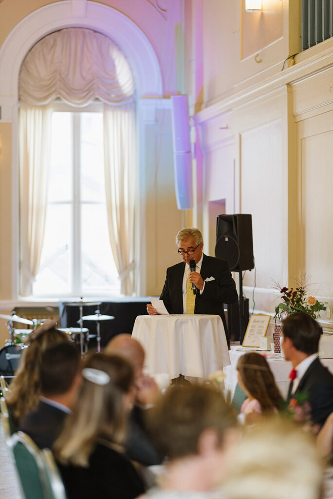 tampere valokuvaaja komediateatteri häät