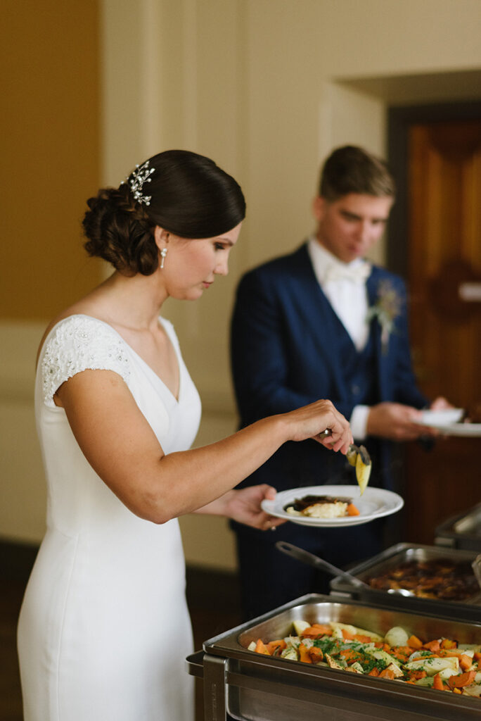 tampere valokuvaaja komediateatteri häät