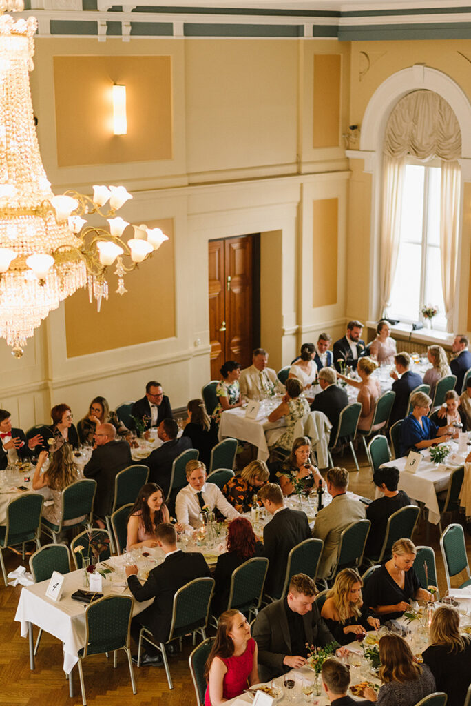 tampere valokuvaaja komediateatteri häät