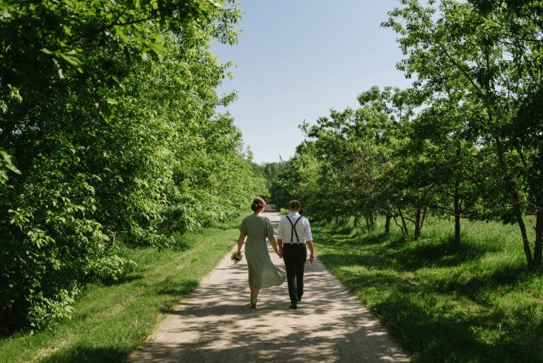 Elin & Anna | Intimate Pandemic Wedding
