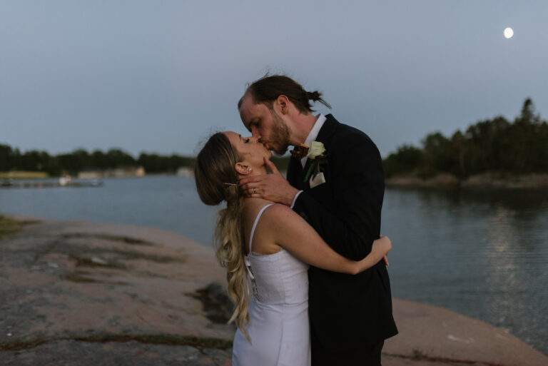 Pranvera & Kristian | Bröllopsfotograf Åland Käringsund