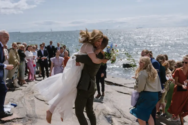 Sofia & Simon | Helsinki hääkuvaaja HSS Paviljonki