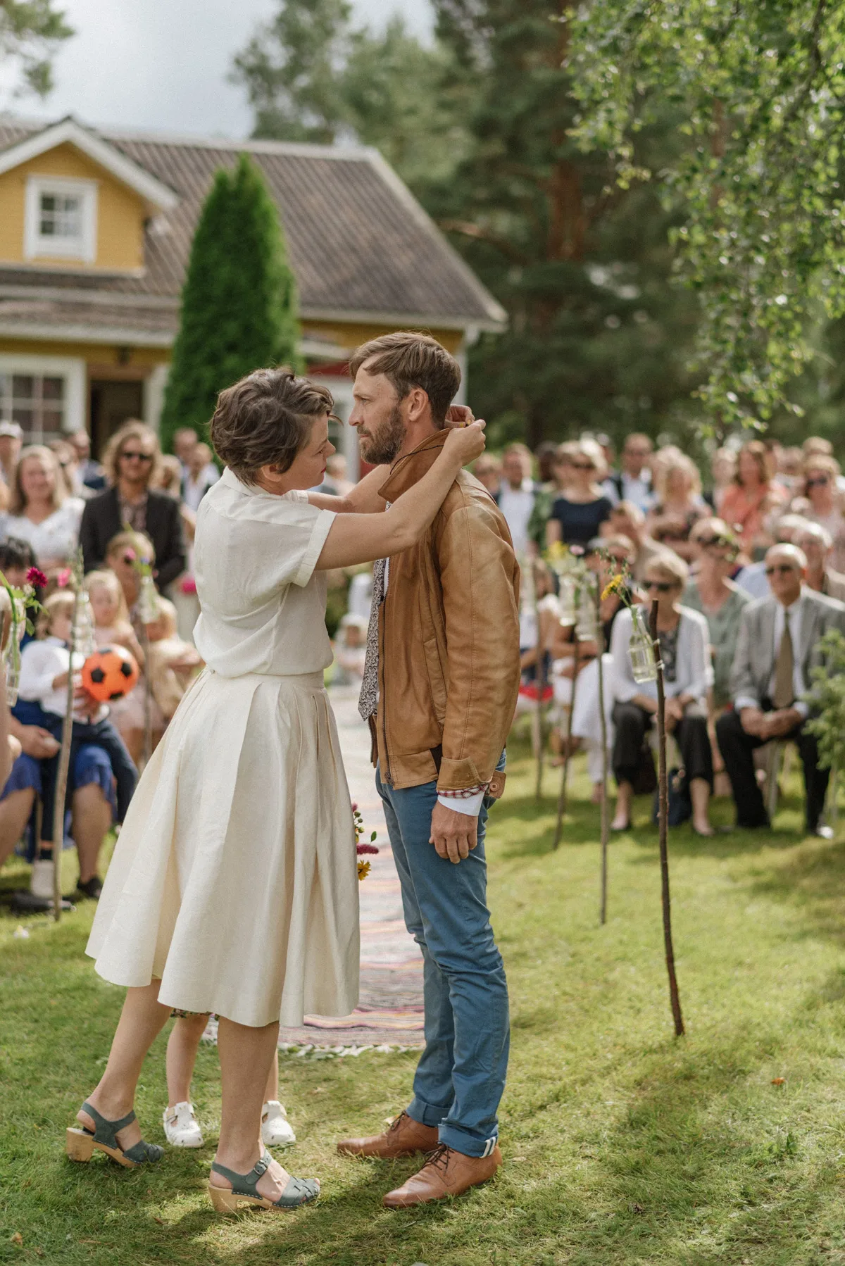 utomhus vigsel bröllop 