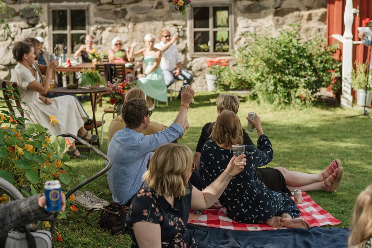 bröllopsfilm & bröllopsfotograf finland