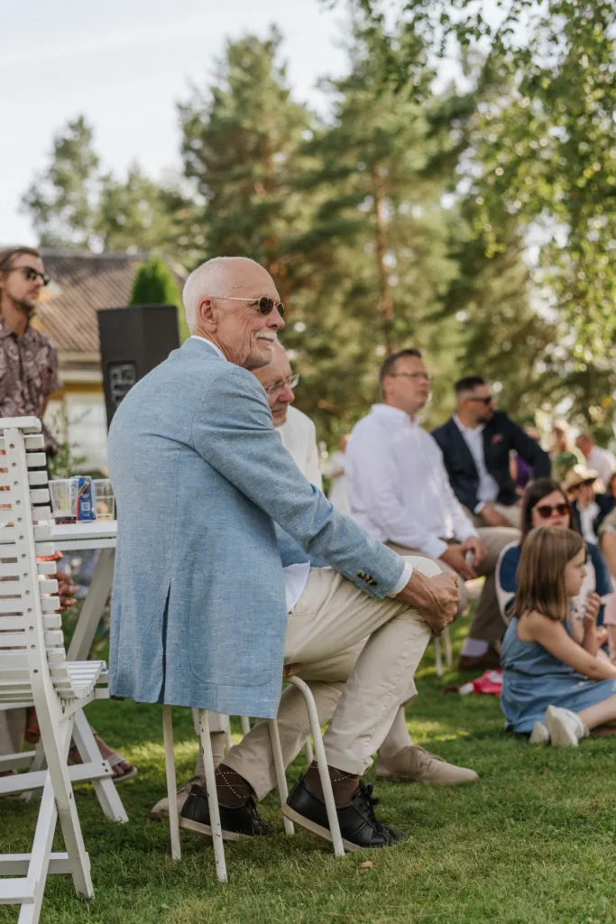 trädgård bröllop inspiration bröllopsfest hemma