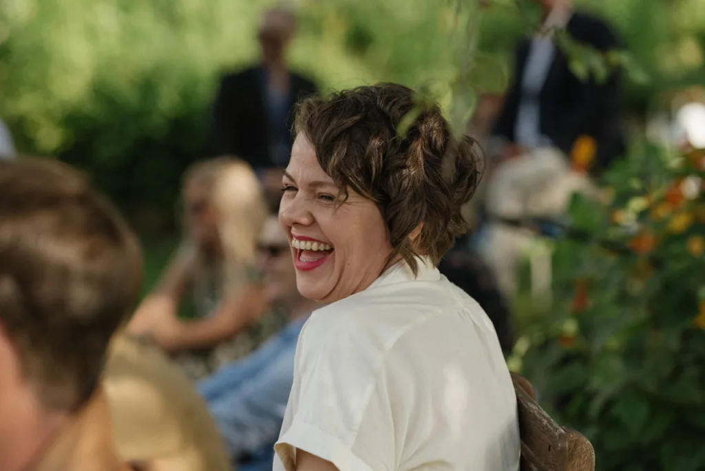 trädgård bröllop inspiration bröllopsfest hemma