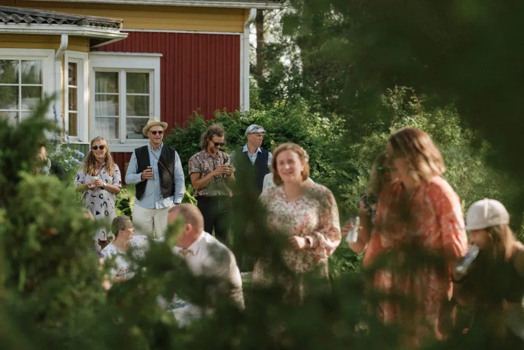 trädgård bröllop inspiration bröllopsfest hemma