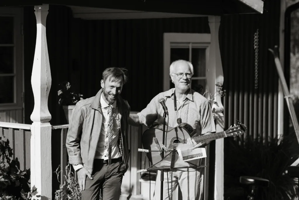 trädgård bröllop inspiration bröllopsfest hemma