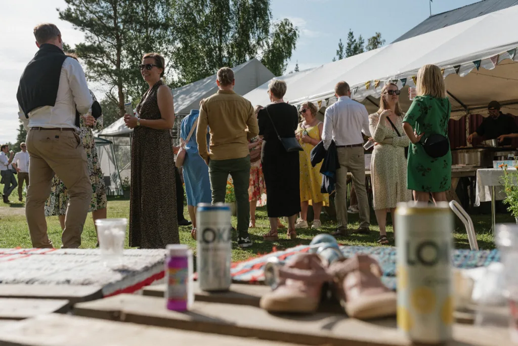 trädgård bröllop inspiration bröllopsfest hemma