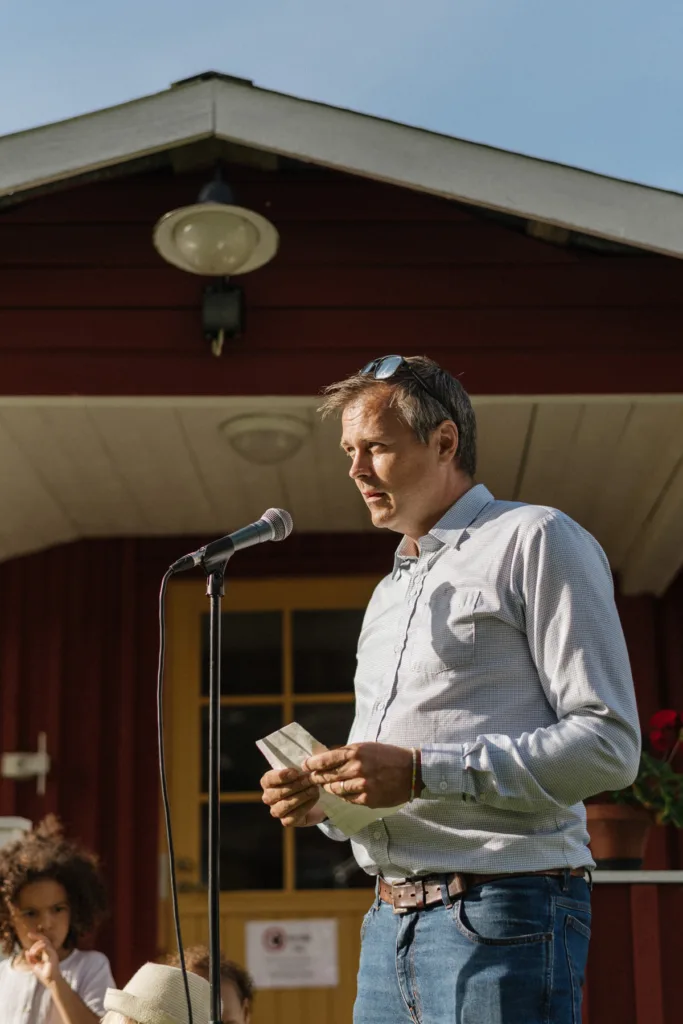 trädgård bröllop inspiration bröllopsfest hemma