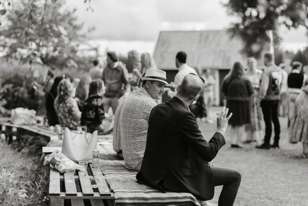 trädgård bröllop inspiration bröllopsfest hemma