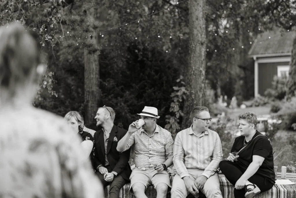 trädgård bröllop inspiration bröllopsfest hemma