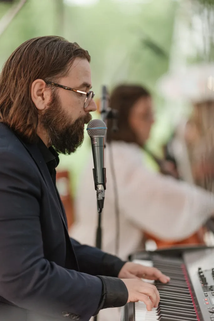 trädgård bröllop inspiration bröllopsfest hemma