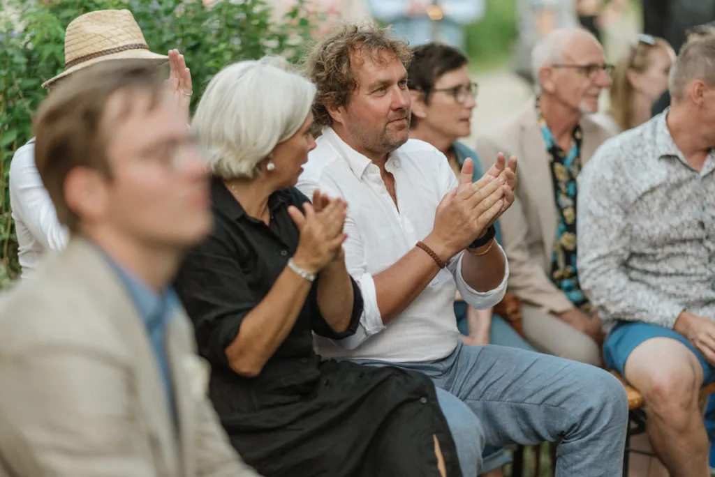 trädgård bröllop inspiration bröllopsfest hemma