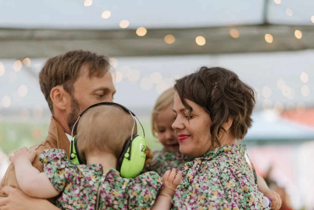 trädgård bröllop inspiration bröllopsfest hemma