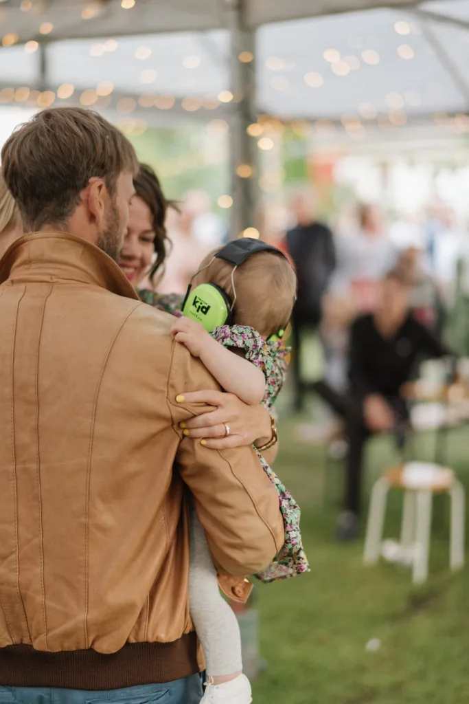 trädgård bröllop inspiration bröllopsfest hemma