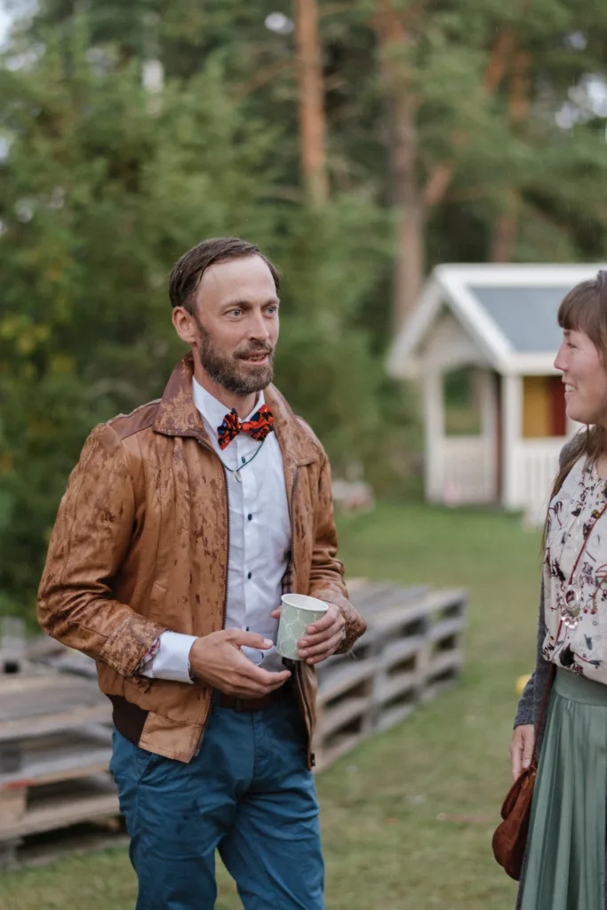 bröllopsfestival personligt bröllop hemma på gården