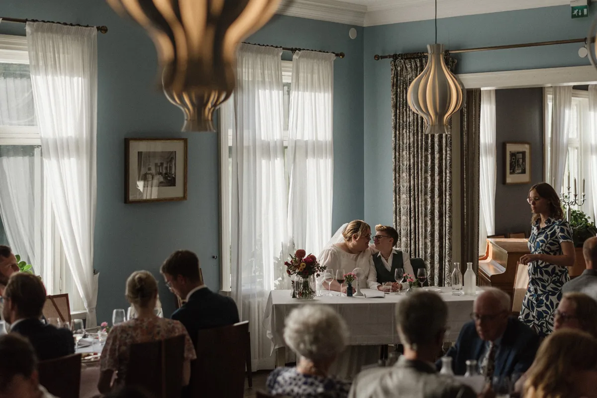 turku queer valokuvaaja sateenkaari häät