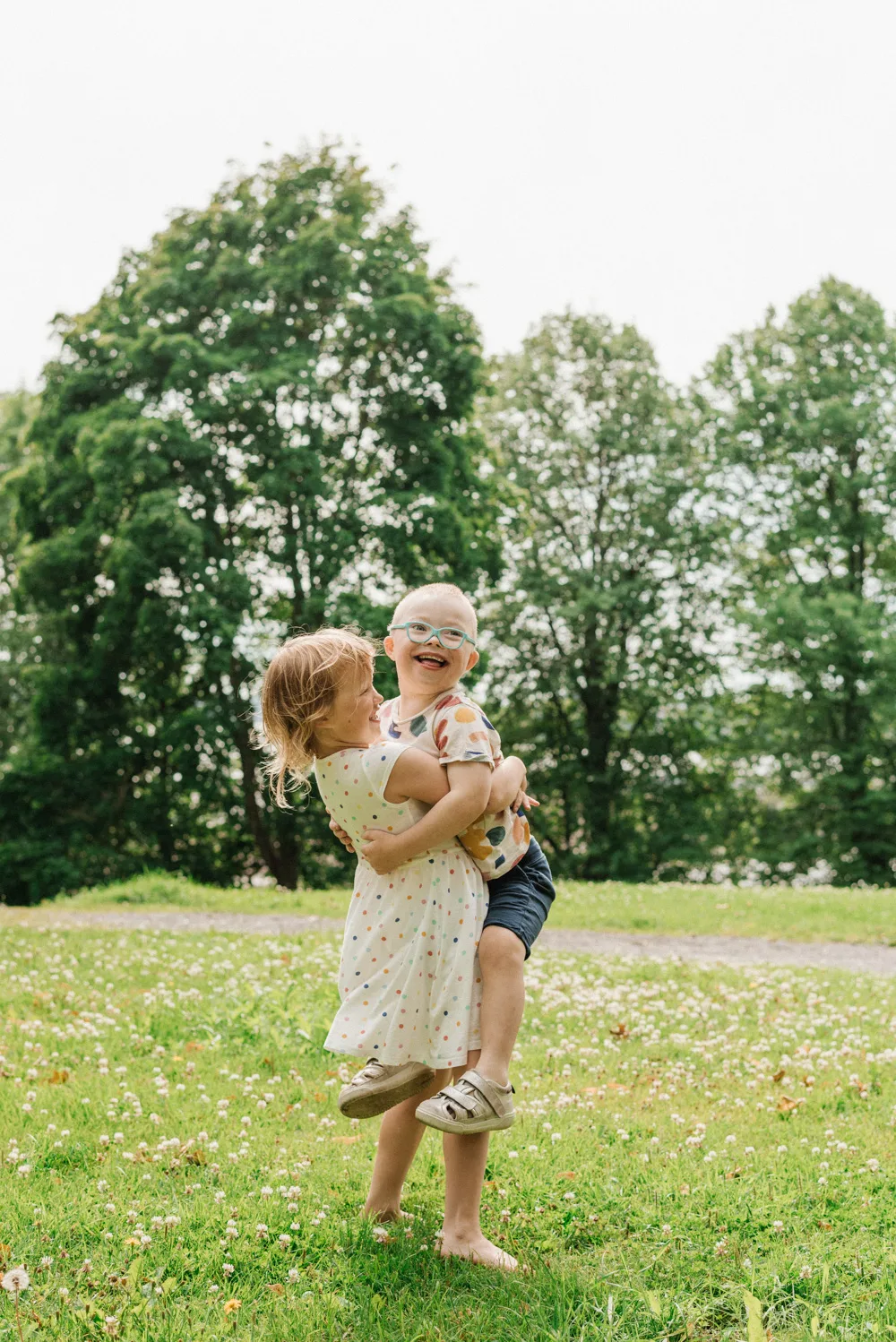 Barn-downs-syndrom-familjefotografering-vasa-julia-lillqvist-0052 | julia lillqvist | turku wedding photographer Barn downs syndrom familjefotografering vasa