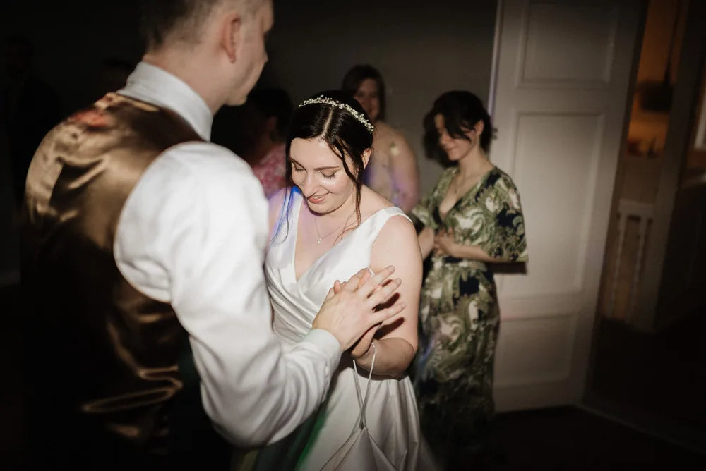 Turku wedding photographer airisniemi wedding venue