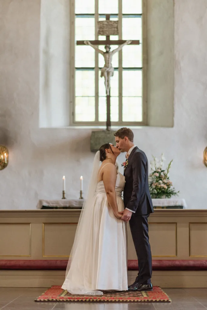 porvoo tuomiokirkko hääkuvaaja borgå domkyrka bröllopsfotograf